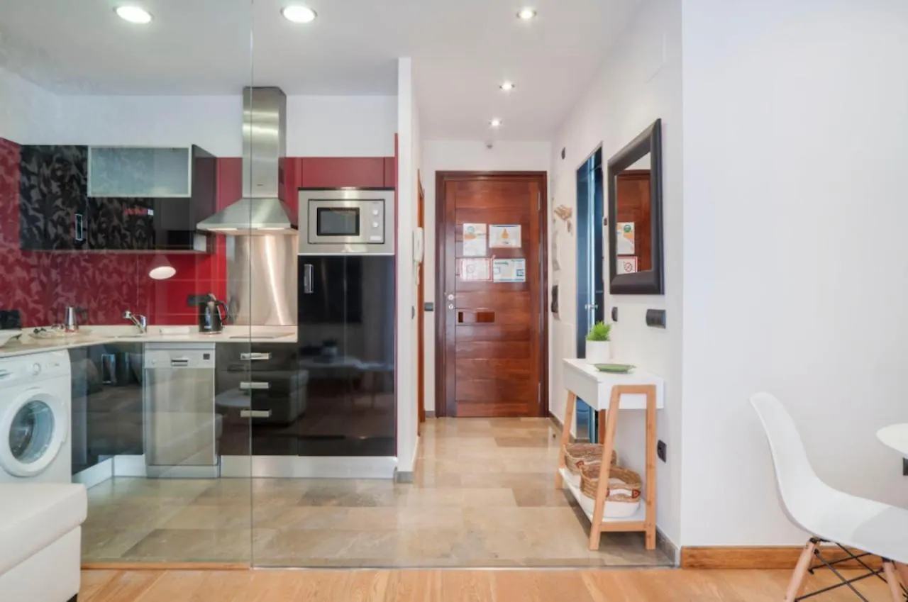 Holidays2Malaga Carreteria Apartment Spain