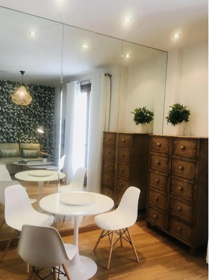 Holidays2Malaga Carreteria Apartment