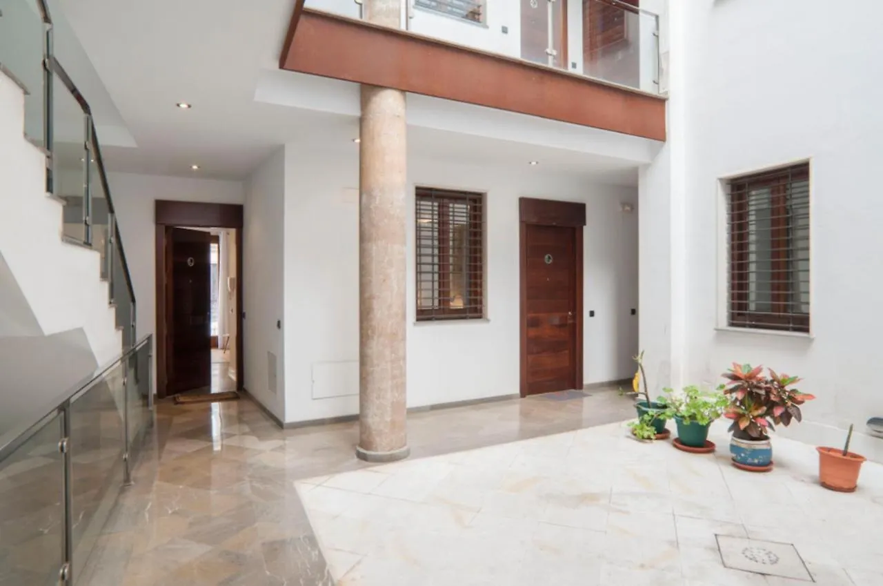 Holidays2Malaga Carreteria Apartment  Malaga